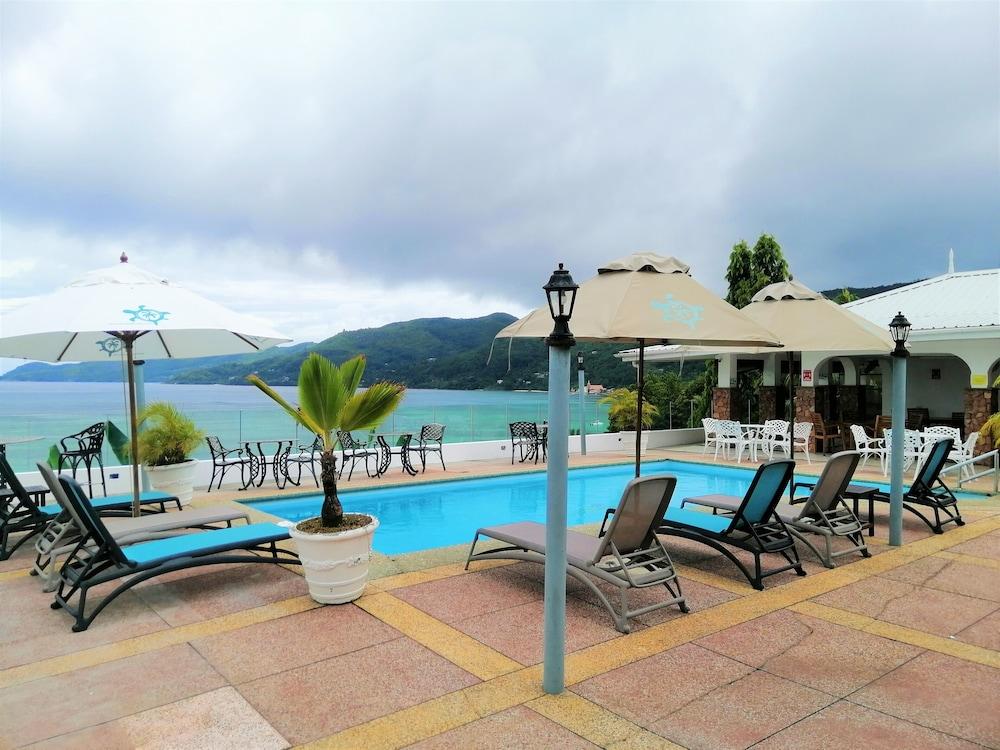 Le Relax Hotel and Restaurant - Outdoor Pool