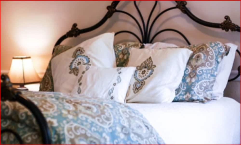 The Mark Addy Bed & Breakfast - Room