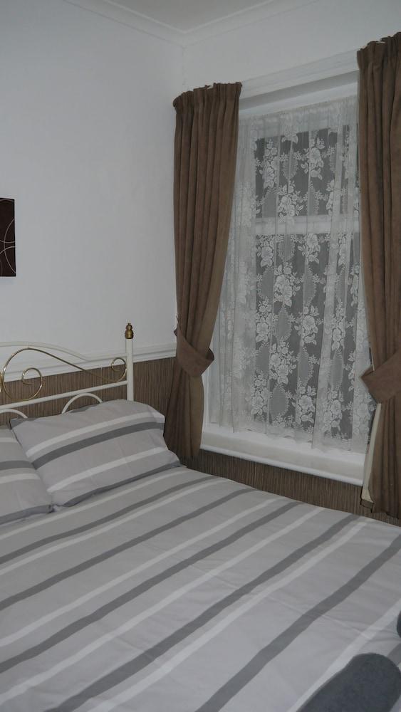 Hornby House Hotel - Room