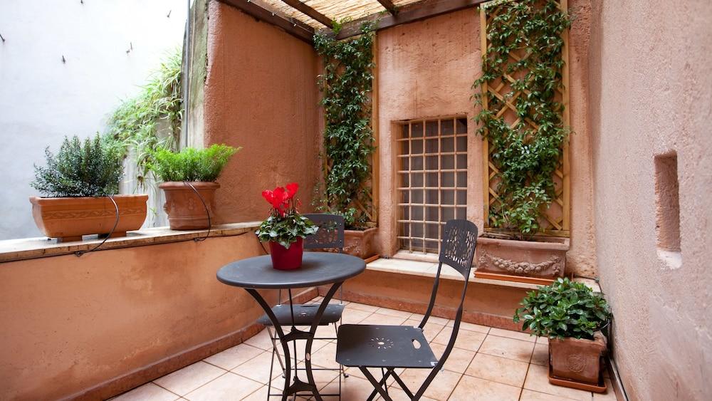 Rental In Rome Monti Suite Terrace - Featured Image