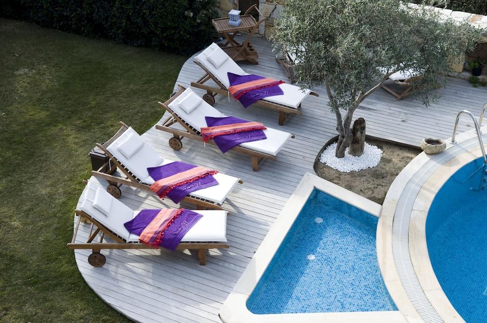 Sandima 37 Suites Hotel - Outdoor Pool