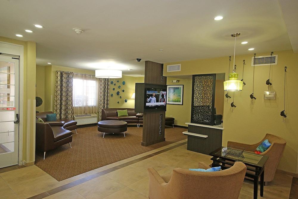 Candlewood Suites Newport News/Yorktown, an IHG Hotel - Featured Image