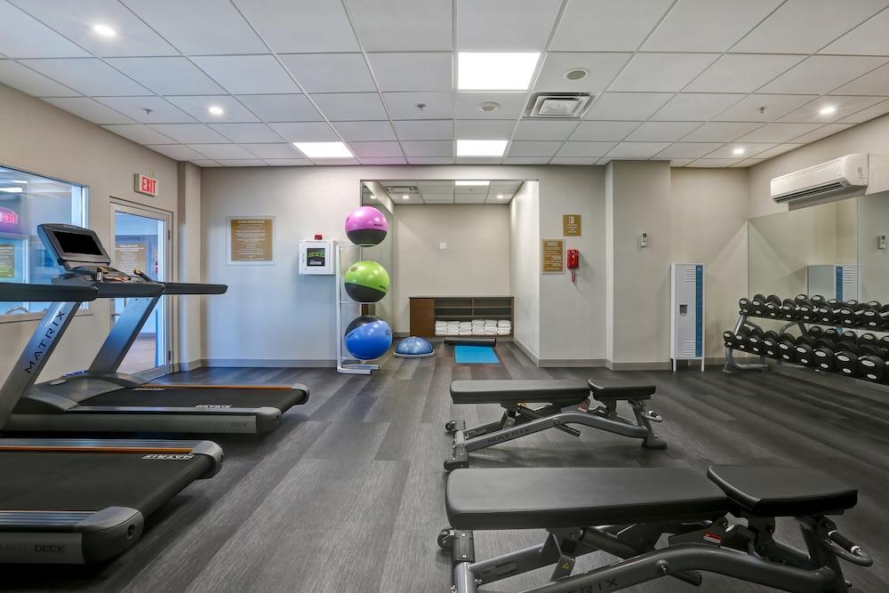 فور بوينتس باي شيراتون تورونتو ميسيسوجا - Fitness Facility