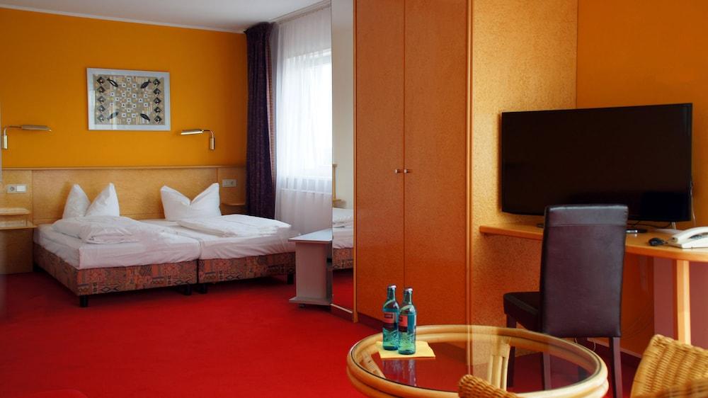 Hotel am Buschkrugpark - Room