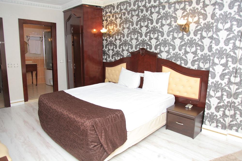 Royal Anka Hotel - Room