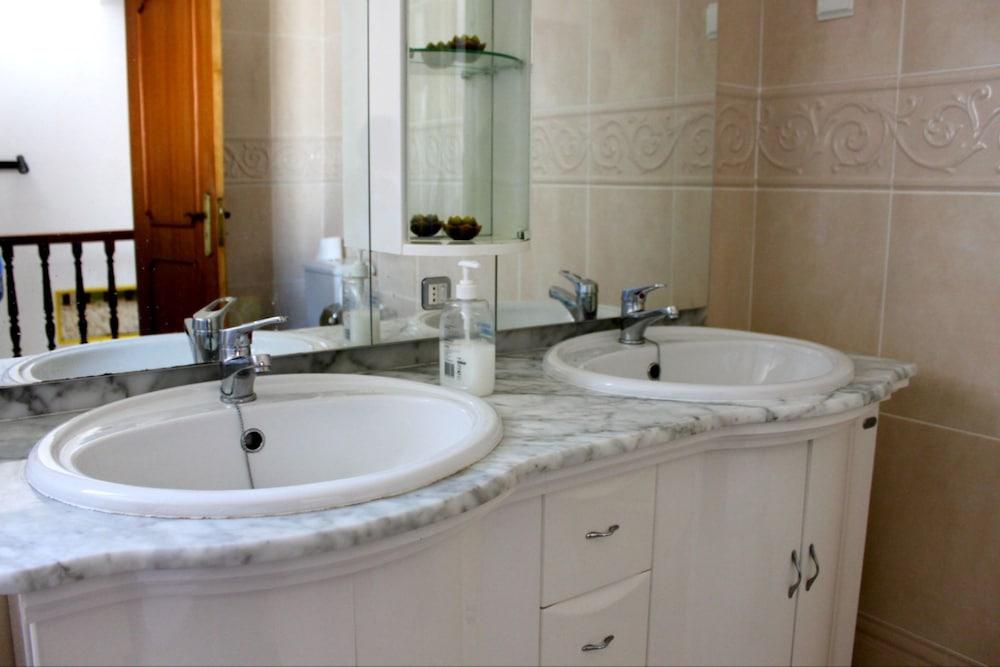 Akivillas Albufeira Relax - Bathroom