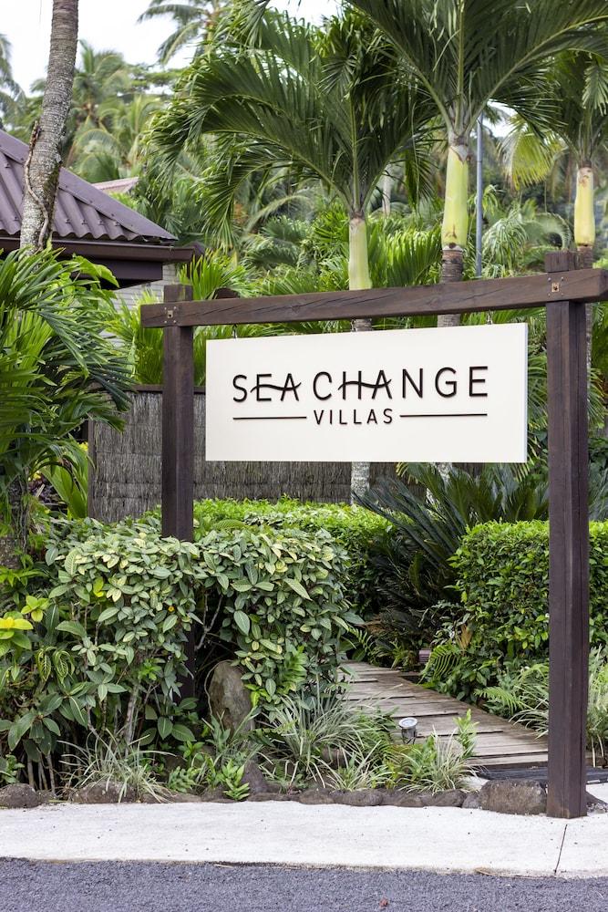 Sea Change Villas - Reception