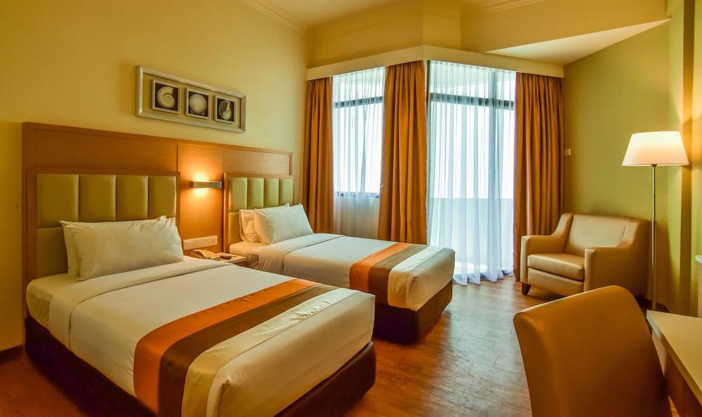 Hotel Sentral Seaview, Penang - Room