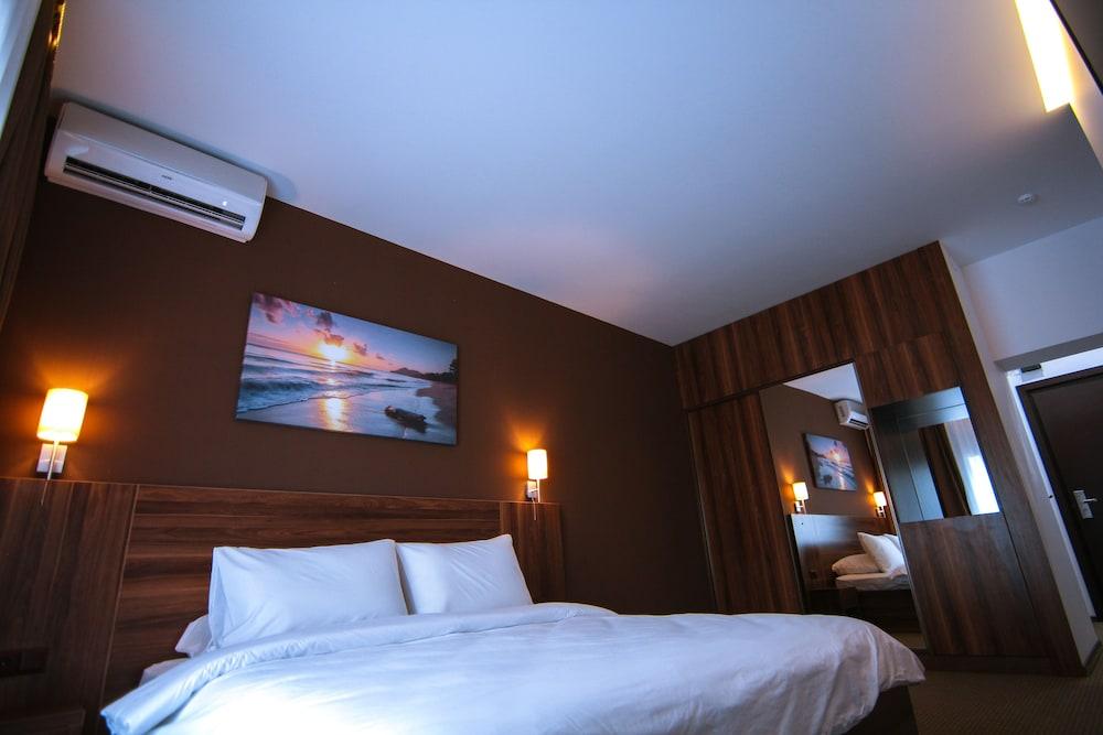 Sky Inn Hotel Batumi - Room