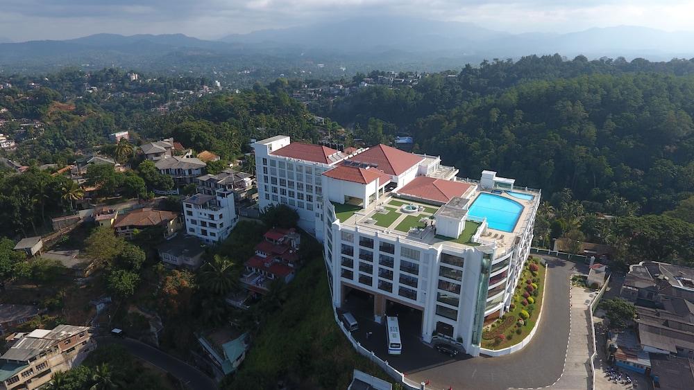 The Grand Kandyan - Aerial View