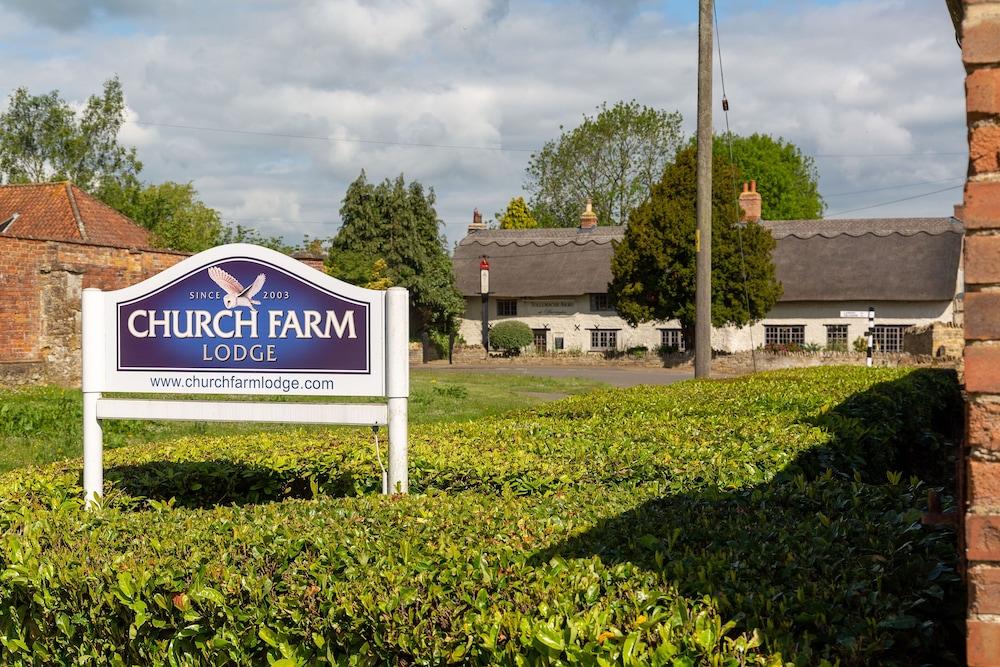 Church Farm Lodge - Exterior detail