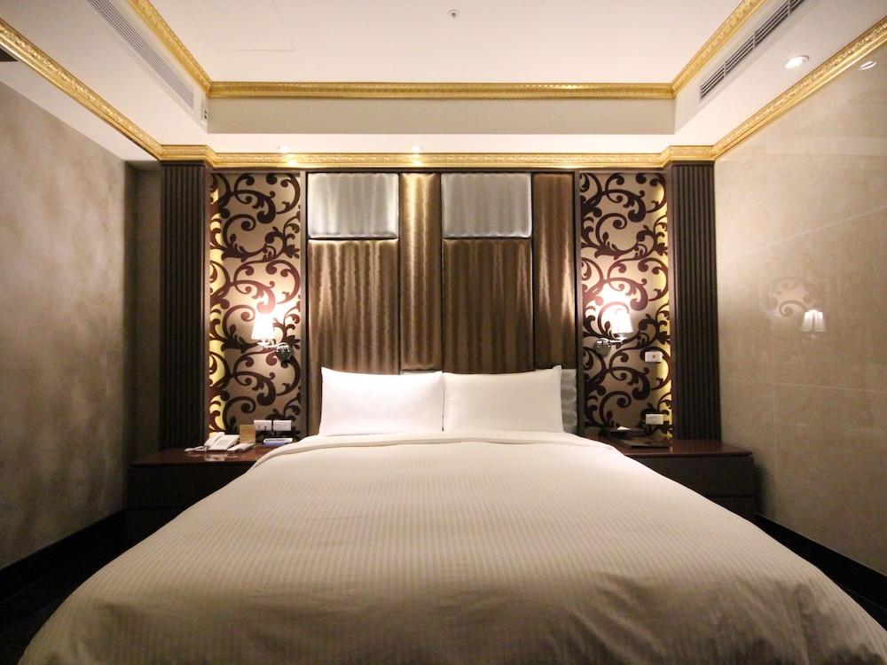 Goldsand Hotel - Room