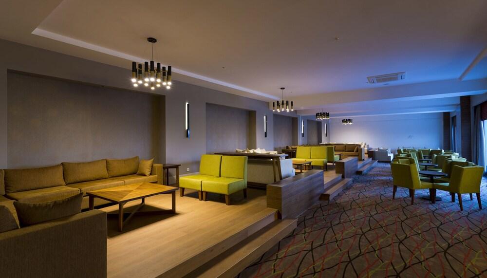 Terrace Elite Resort - All Inclusive - Lobby Sitting Area