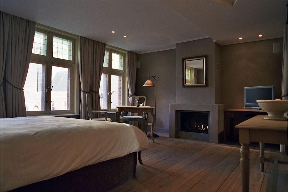 1669 Bed & Breakfast - Room