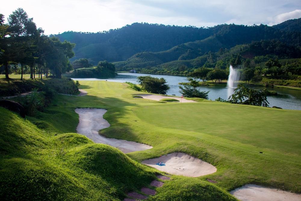 Katathong Golf Resort & Spa - Property Grounds