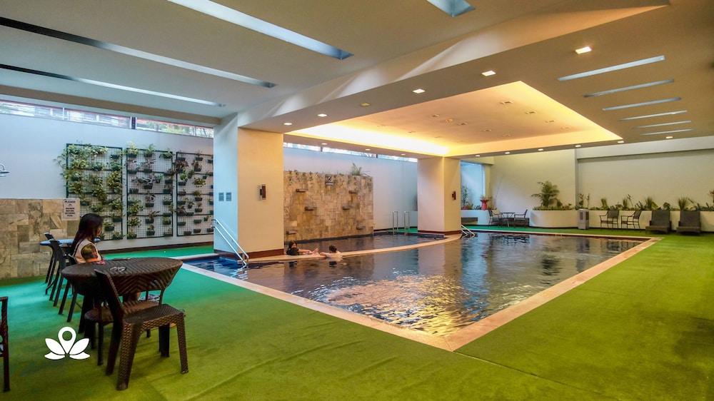 ZEN Rooms at Millenia Tower Ortigas - Pool