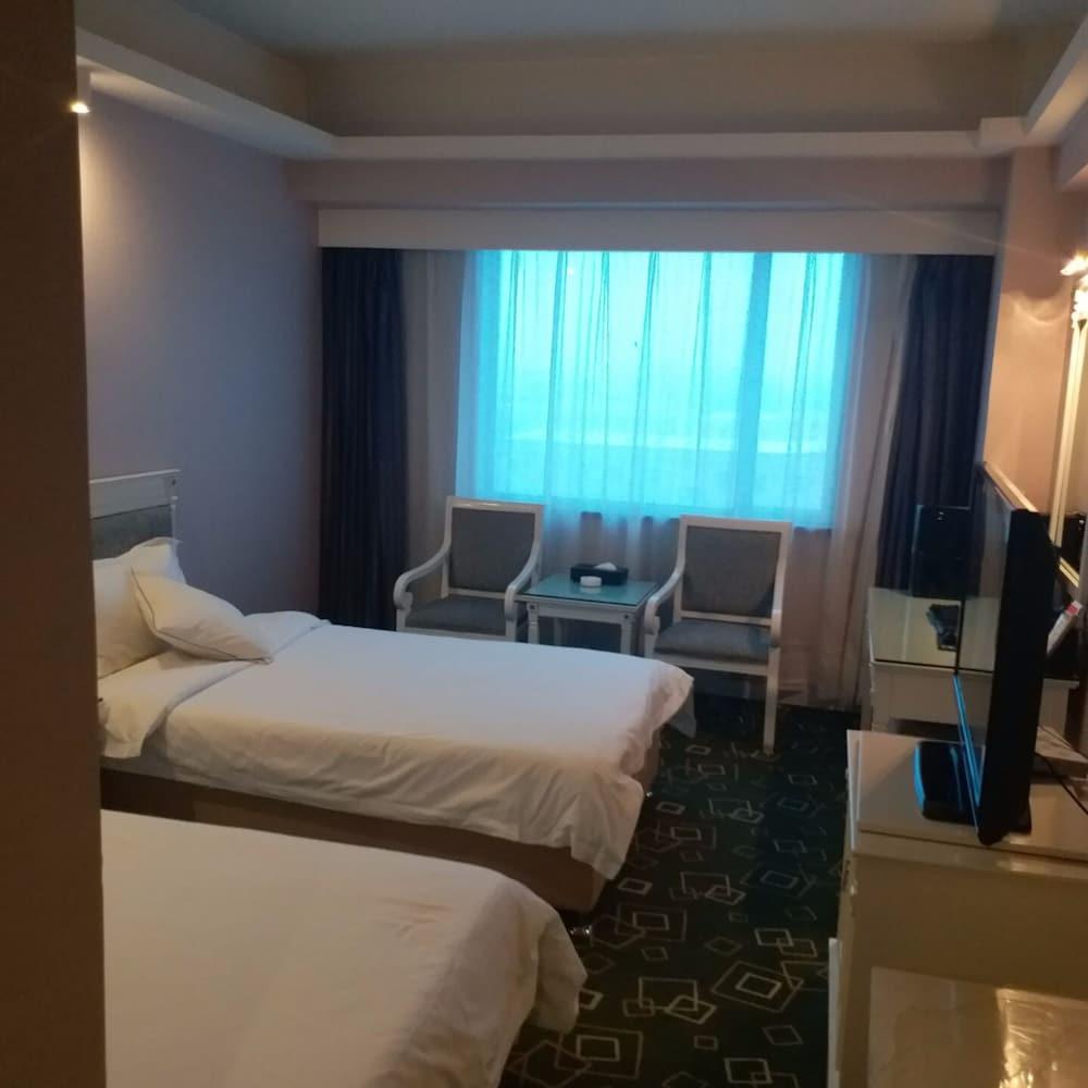 Dushanzi Hotel - Urumqi - Room