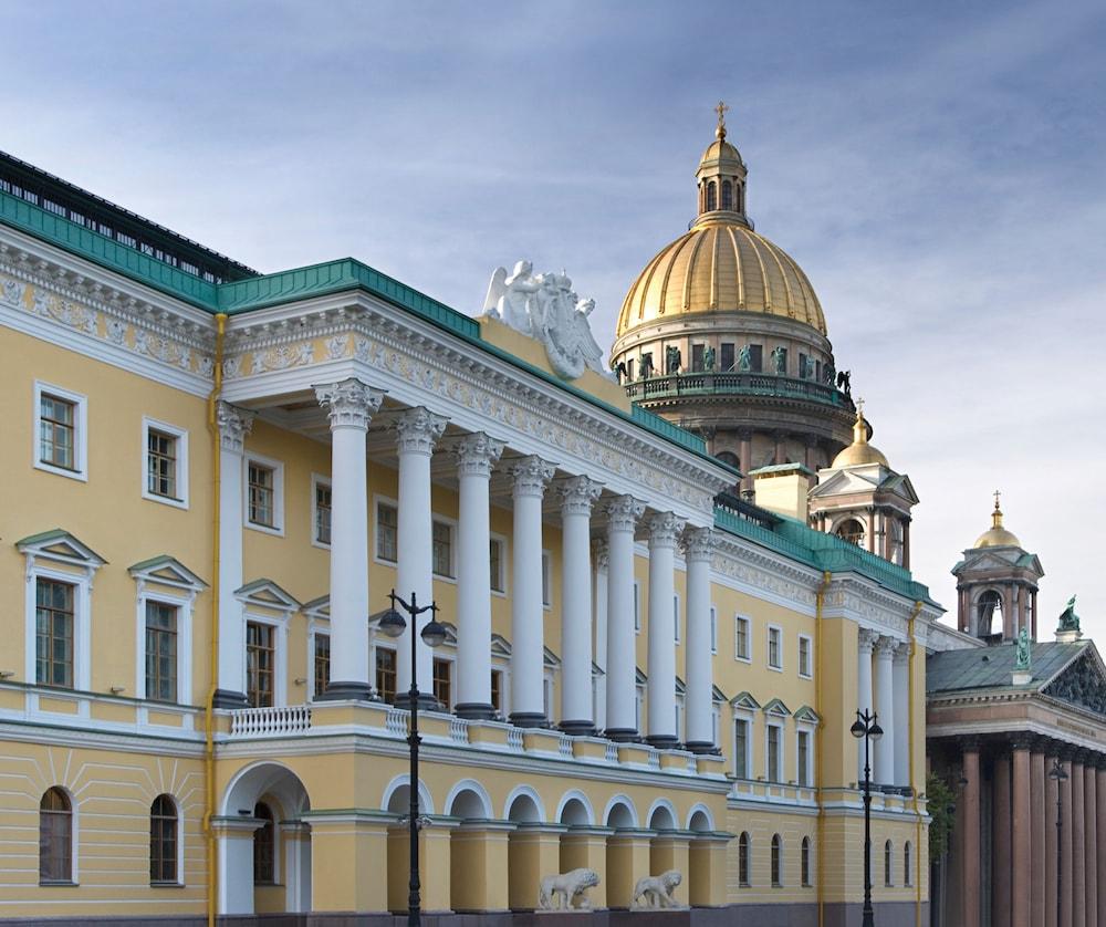 Four Seasons Hotel Lion Palace St. Petersburg - Featured Image
