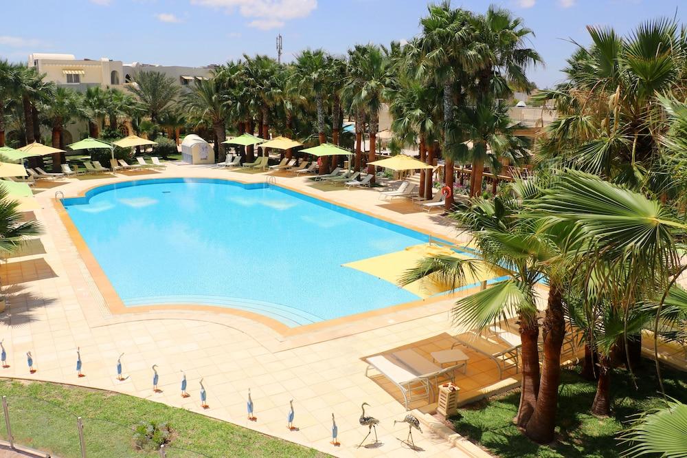 فندق وسبا القصر جربة تشارمينغ - Featured Image