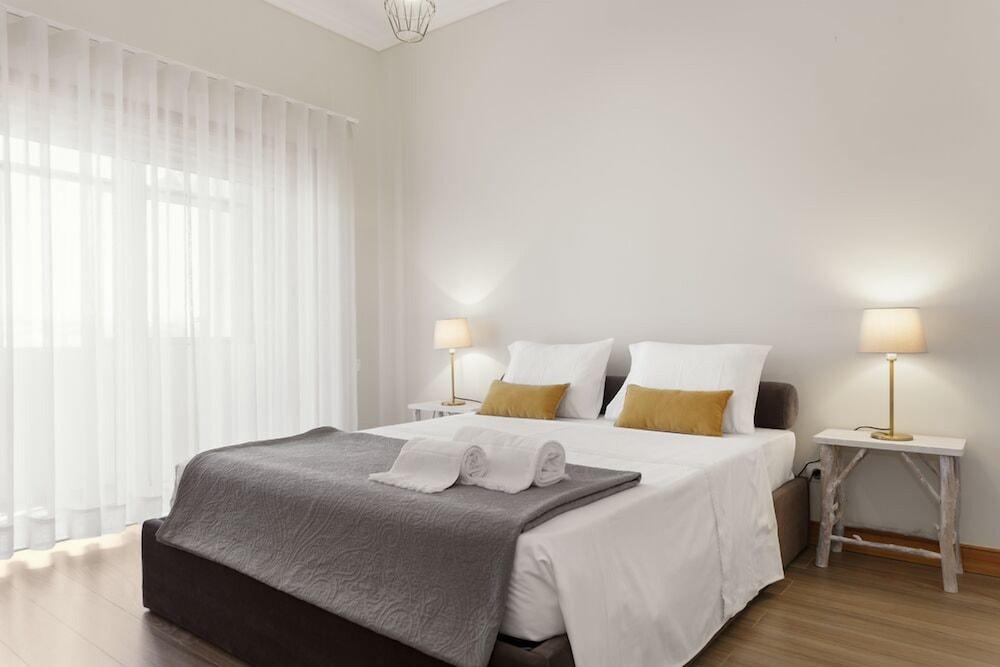 3 Bedroom Penthouse - City Centre Suites - Featured Image