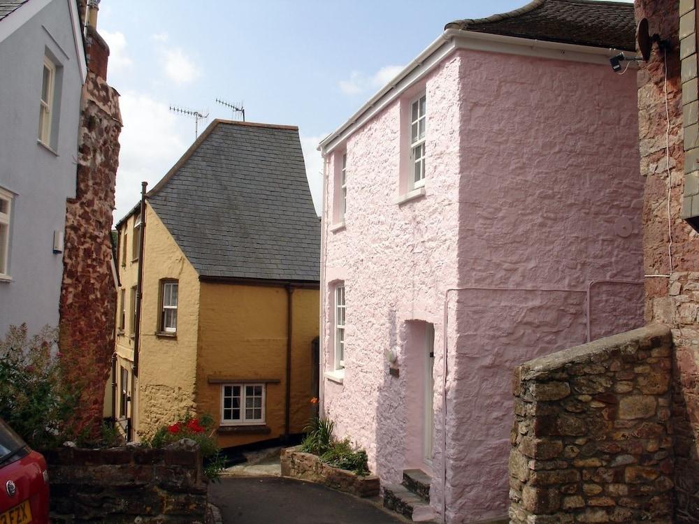 Rose Cottage - Featured Image