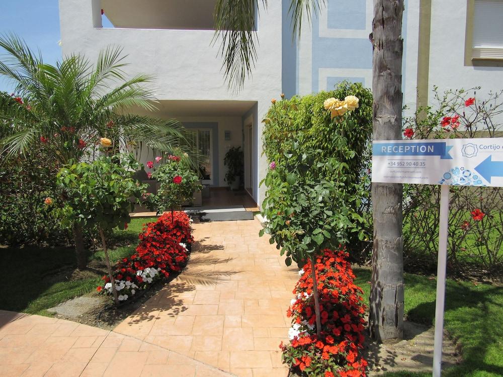 Apartamentos Cortijo del Mar Resort - Reception