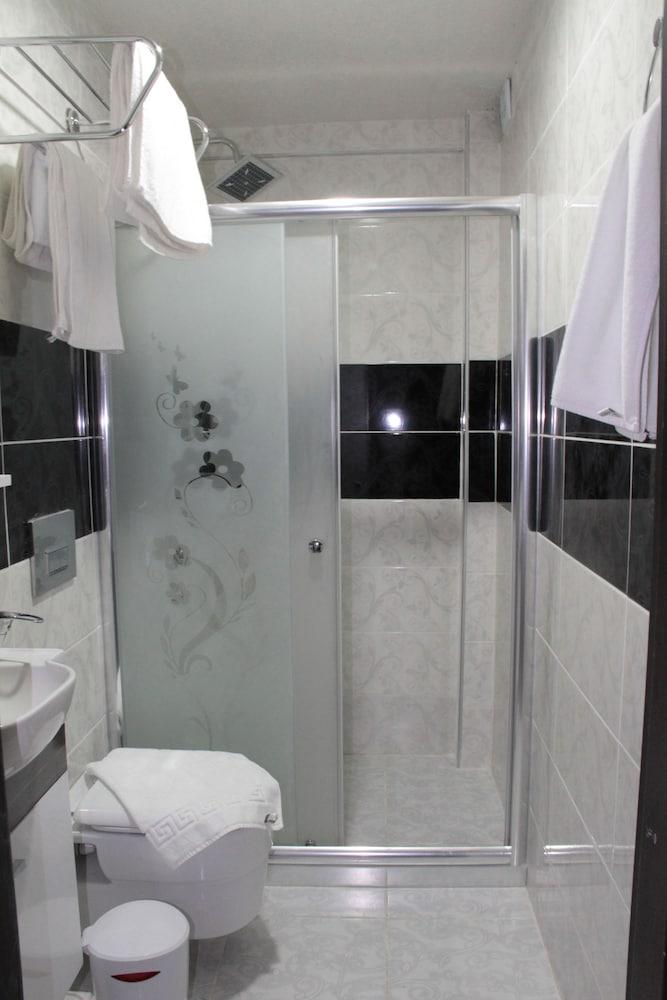 Diyar Hotel - Bathroom