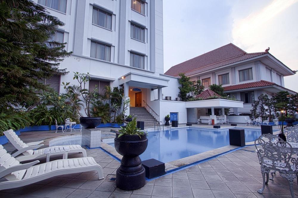 Sahid Jaya Hotel Solo - Outdoor Pool