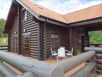 Tamaura Lodge - Property Grounds