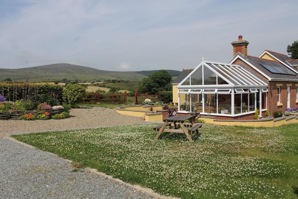 Brynhaul Bed and Breakfast - Featured Image