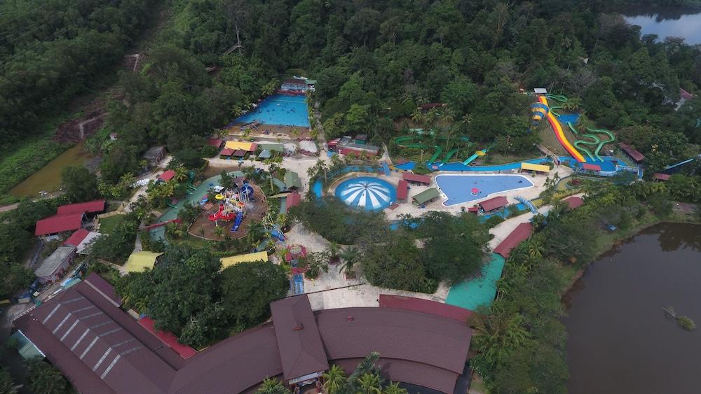 Bukit Merah Laketown Resort - Featured Image
