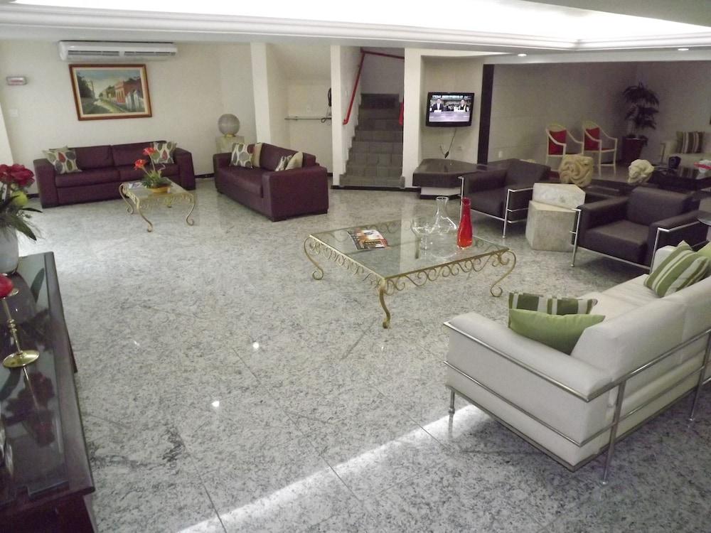 Hotel Nacional Inn Aeroporto Recife - Lobby Sitting Area
