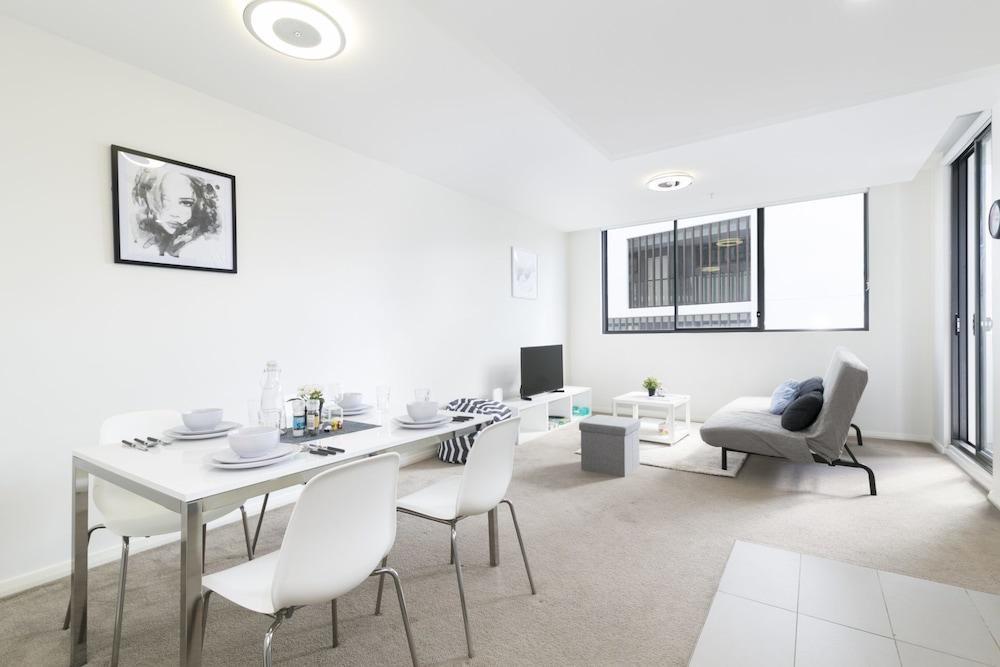 Cozy Home in Parramatta CBD - Featured Image