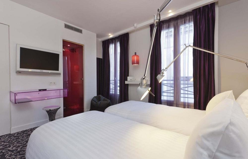 Color Design Hotel - Room