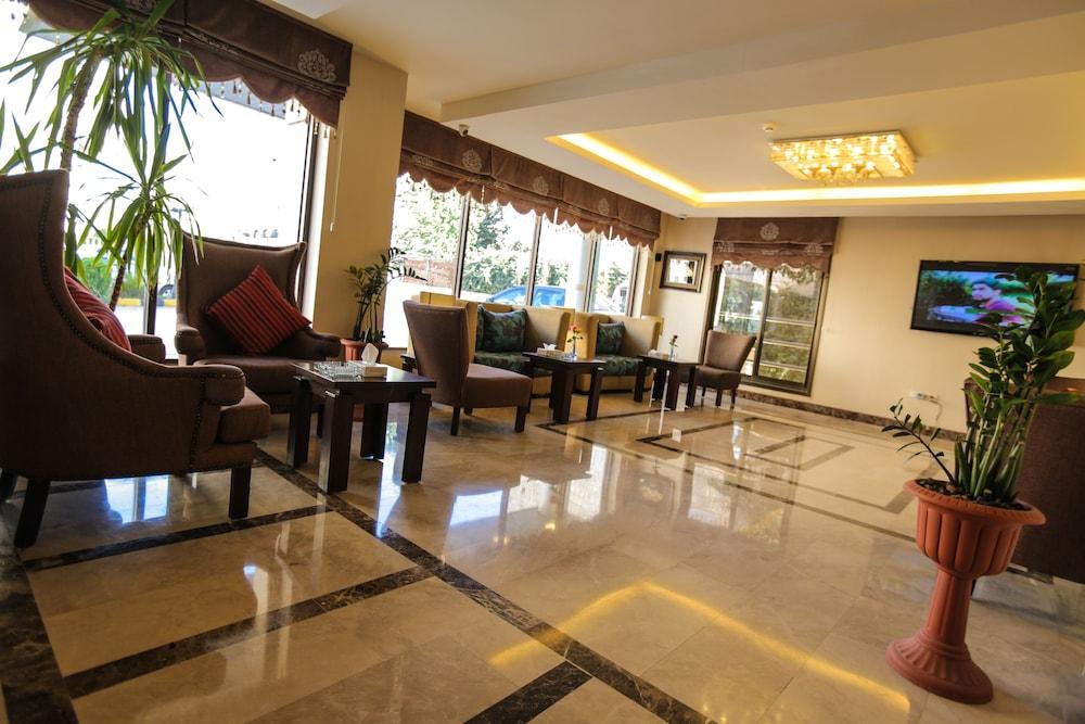 Lancaster Hotel Apartments-AlDahia - Lobby Sitting Area