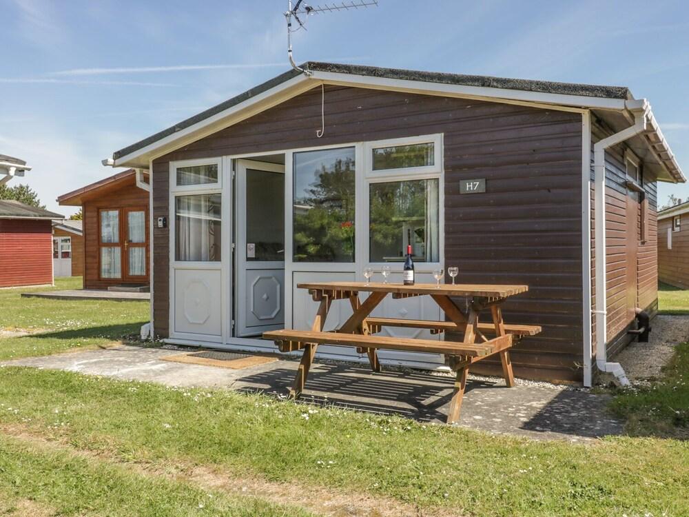 Chalet H7 - Featured Image