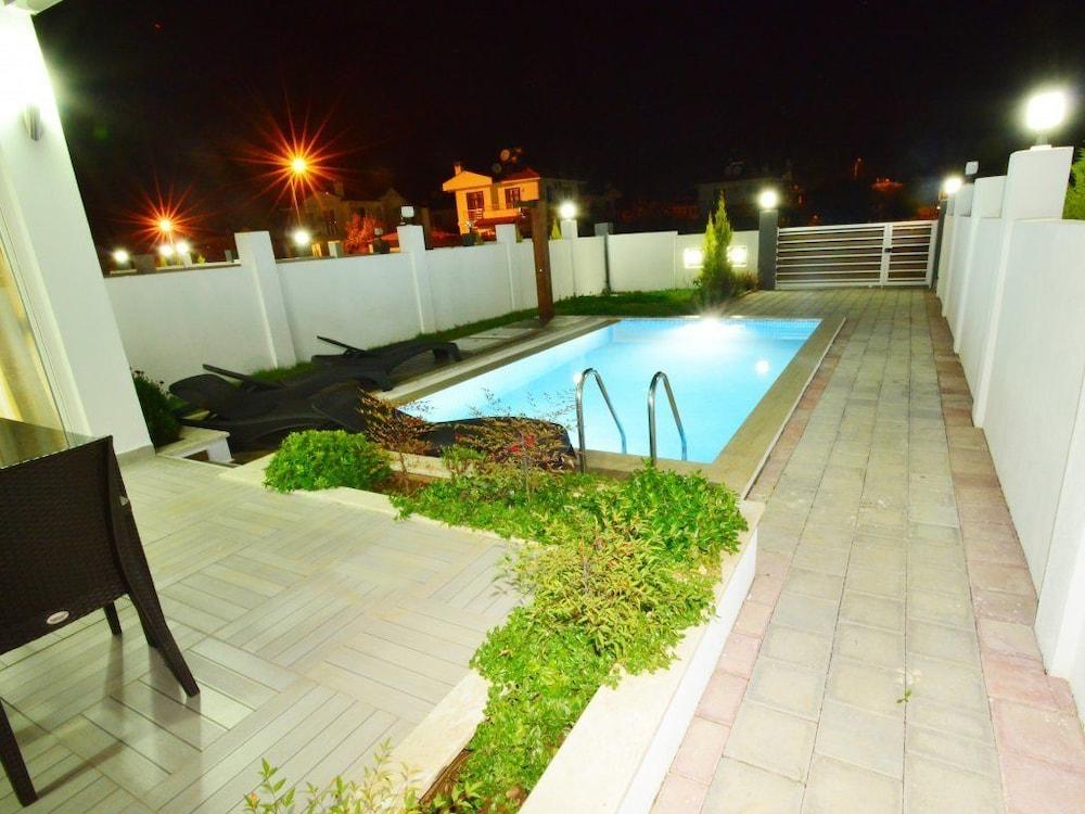 Fethiye Calis Villa 6 - Outdoor Pool