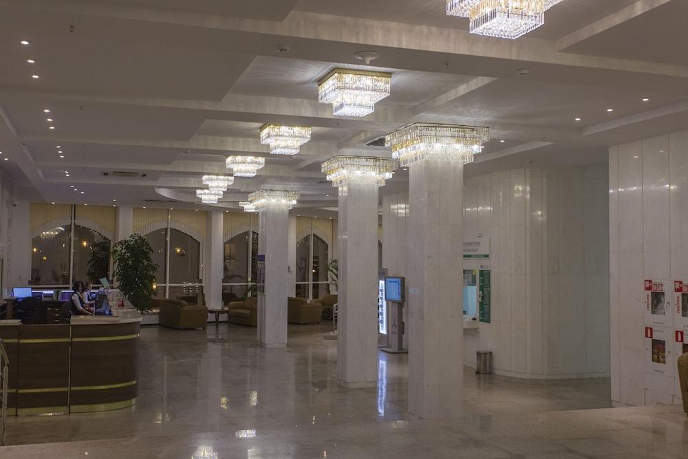 Belarus Hotel - Reception