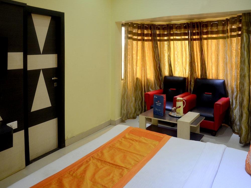 OYO 5655 Hotel Ganges - Room