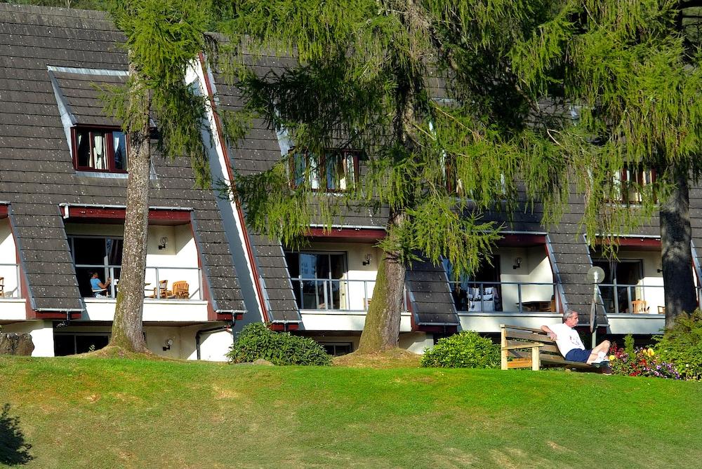 Macdonald Forest Hills Resort - Exterior
