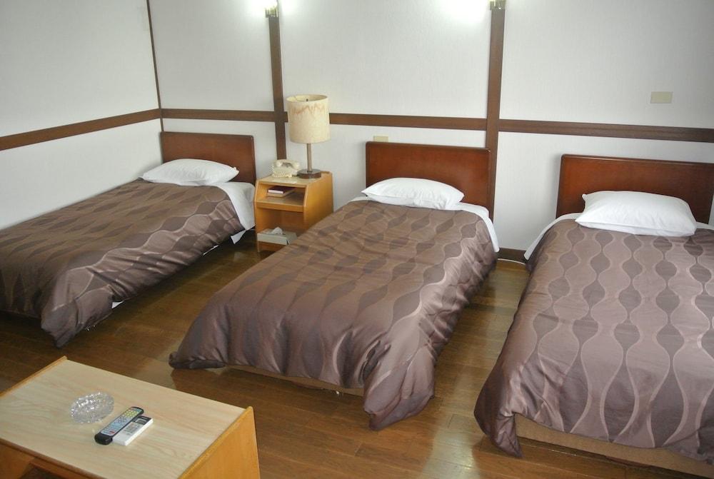 Hotel Biwako Plaza - Room