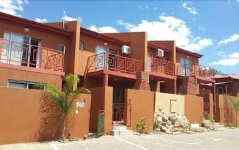 Klein Windhoek Self-Catering Apartments - Property Grounds