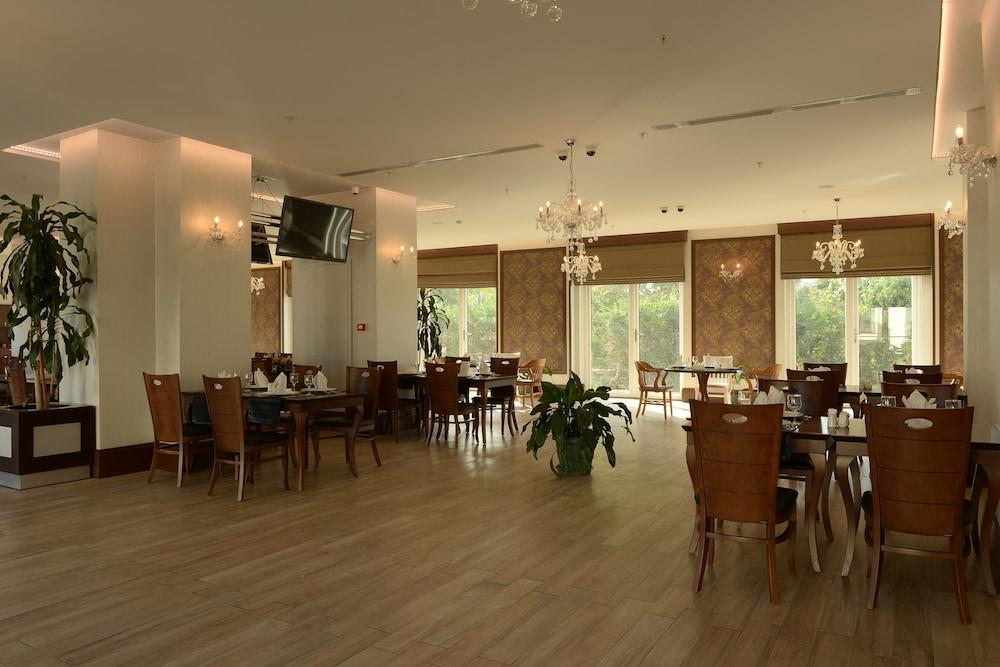 Bayramoglu Resort Hotel - Restaurant