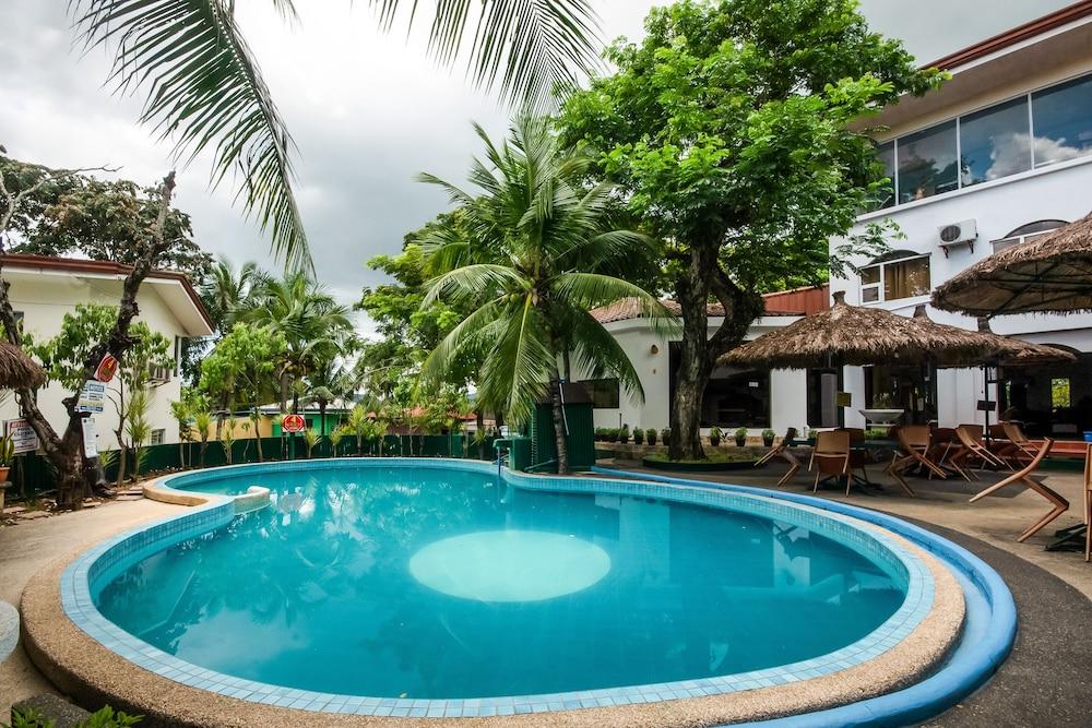 Cebu Hilltop Hotel - Pool