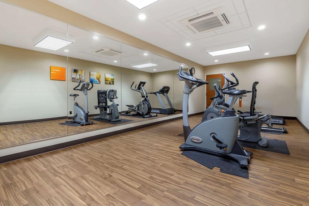 Comfort Inn & Suites - Fitness Facility