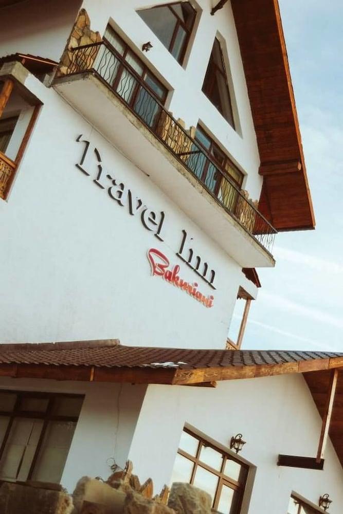 Travel Inn Bakuriani - Hotel Front