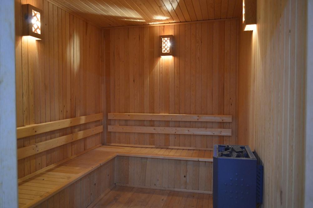تيكر سويت هوتل - Sauna