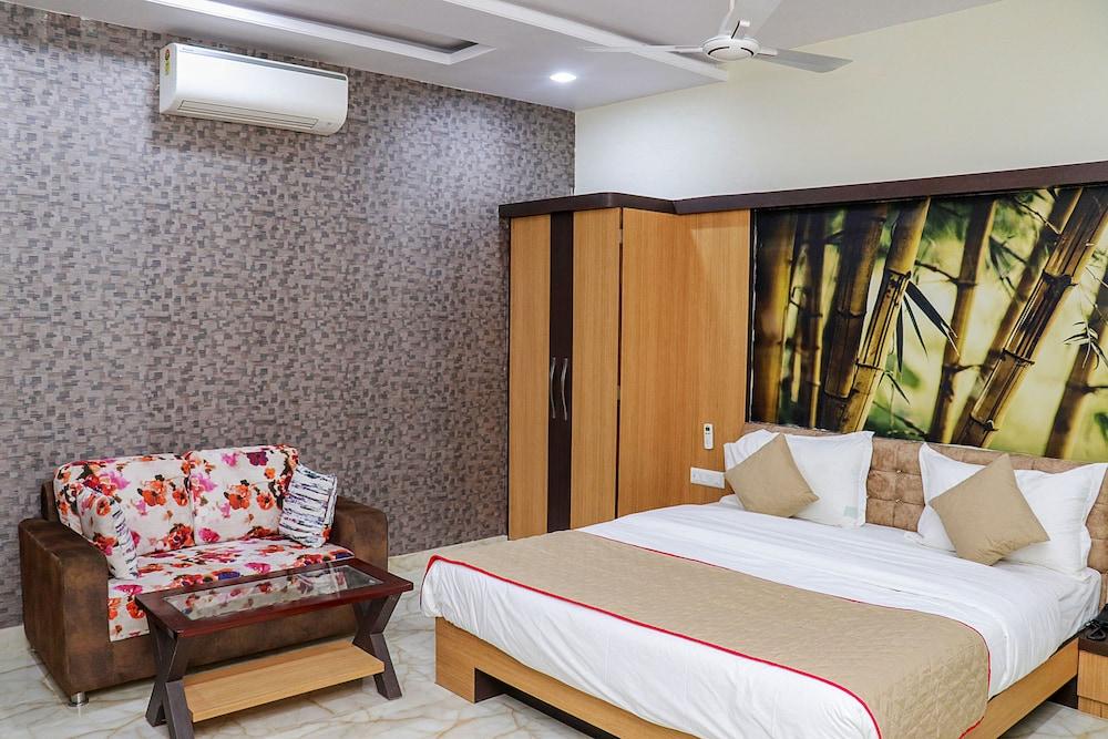 Pushkar City inn - Living Room