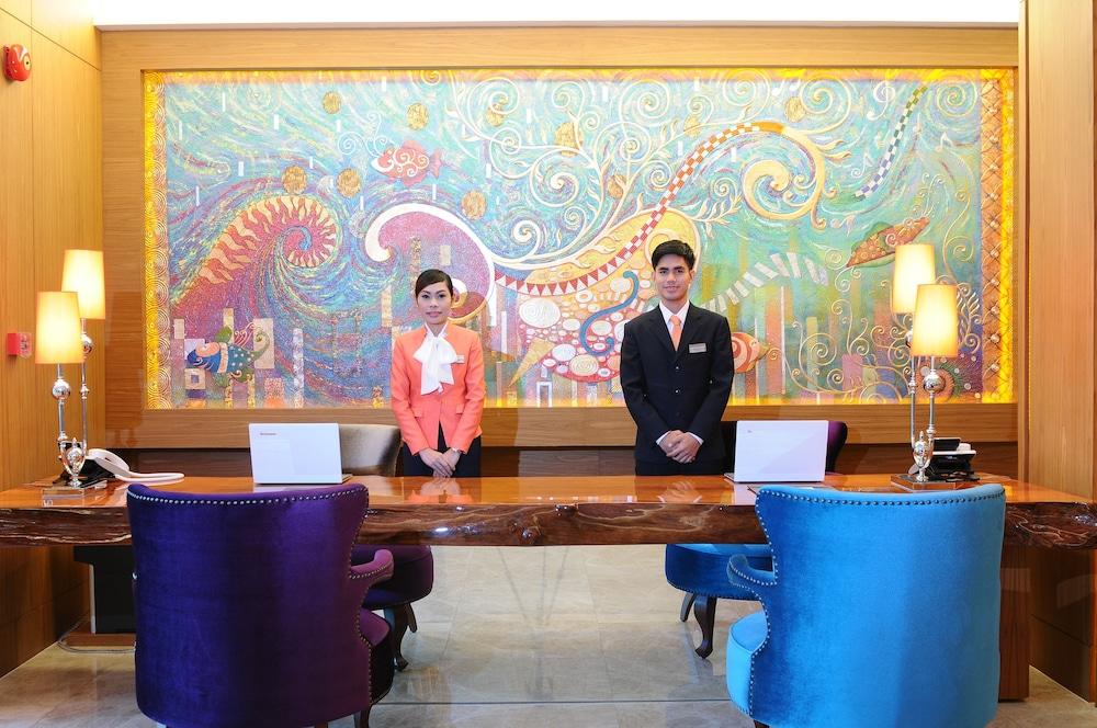 One One Bangkok Hotel - Reception