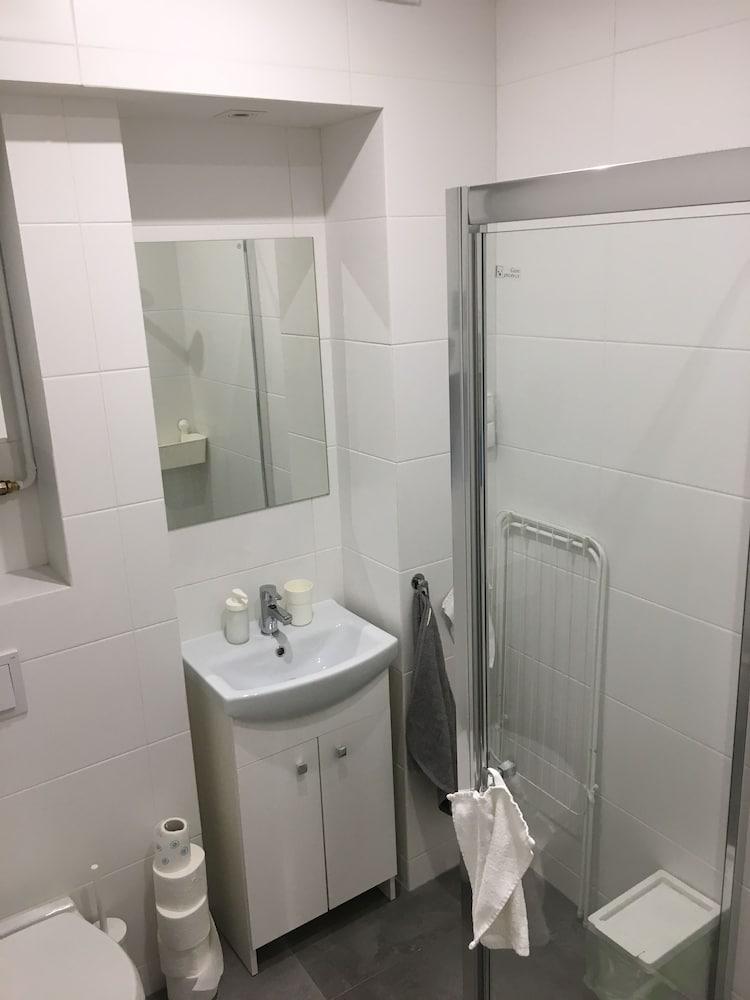 VisitLublin Apartments Premium Wschodnia - Bathroom